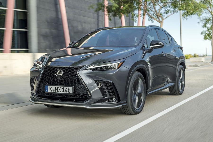 Rijtest Lexus NX 450h+: Fullhybridespecialist tot het stopcontact gedwongen