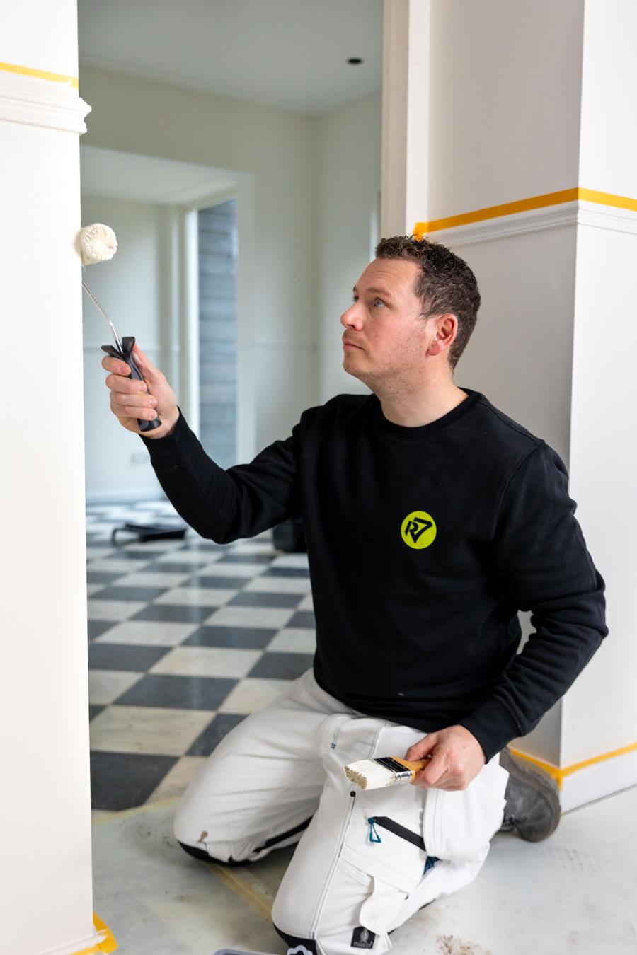 Schilder aan het werk